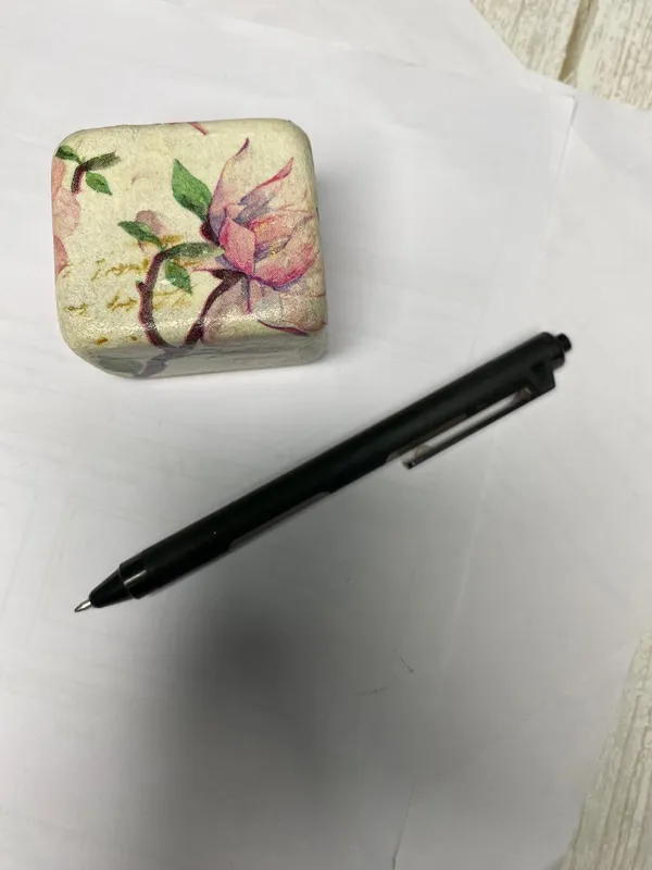 Vintage_Magnolia_Decoupage_Paperweight