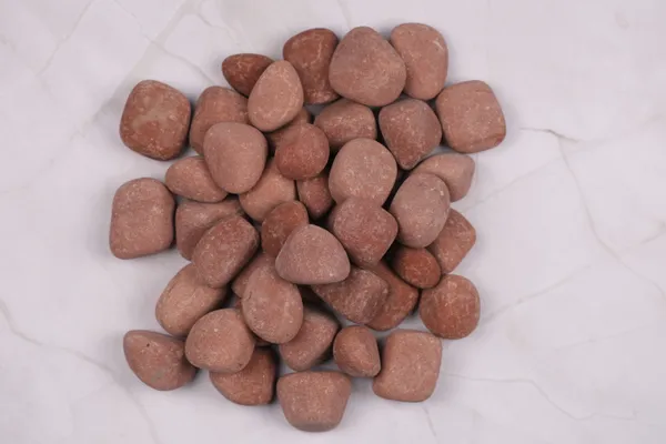 Agrarian_Red_pebbles_M