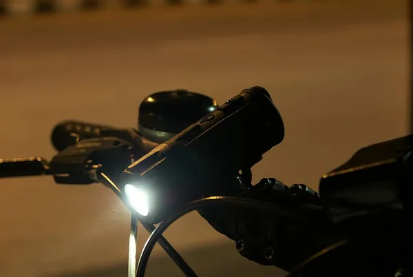 Front_Light_for_Cycle_-_FL_400