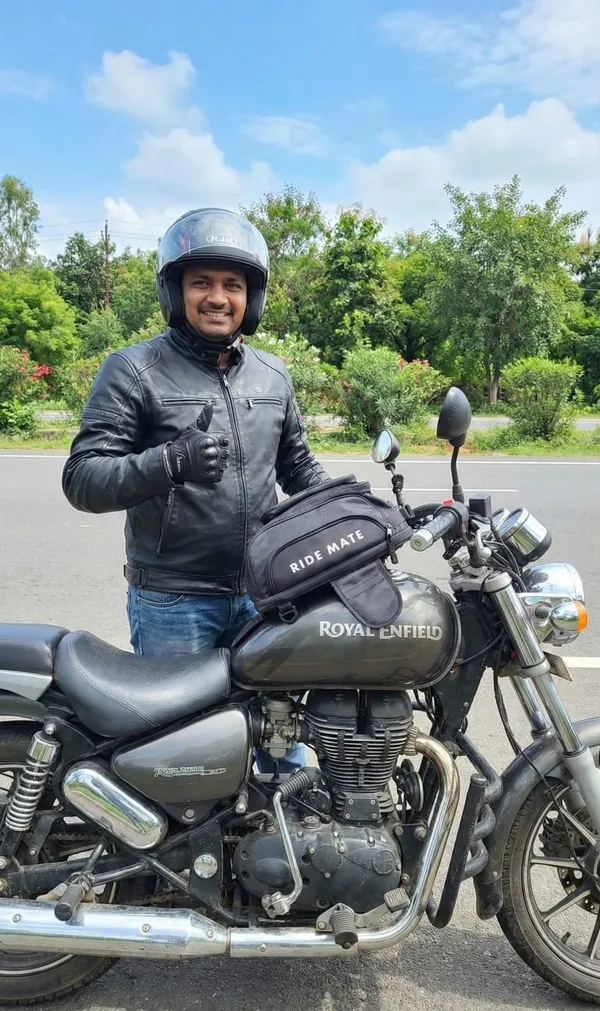 RIDE_MATE_18L_Tank_Bag_�_Magnetic_Stability,_Waterproof_&_Durable_for_All_Riders