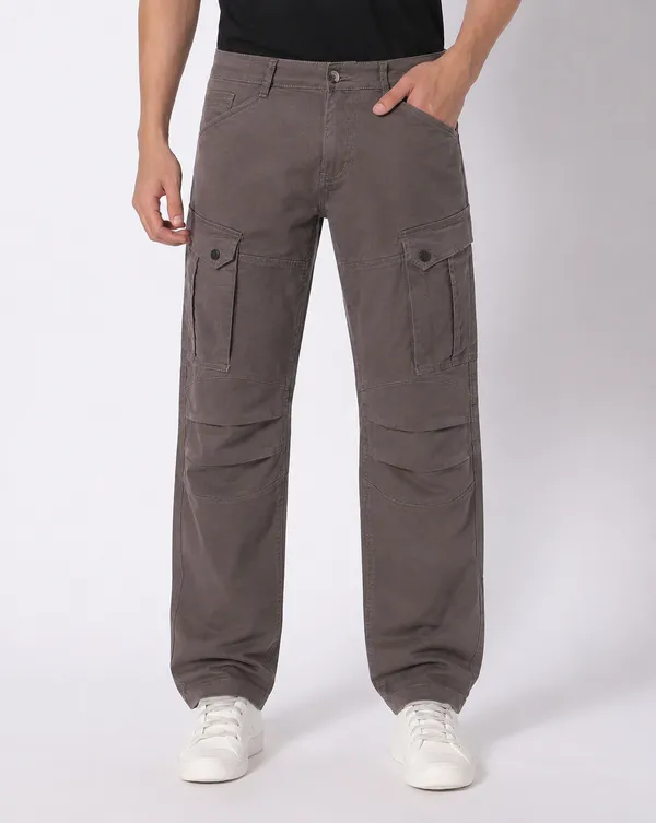 Men_Relaxed_Fit_Cargos_Pants