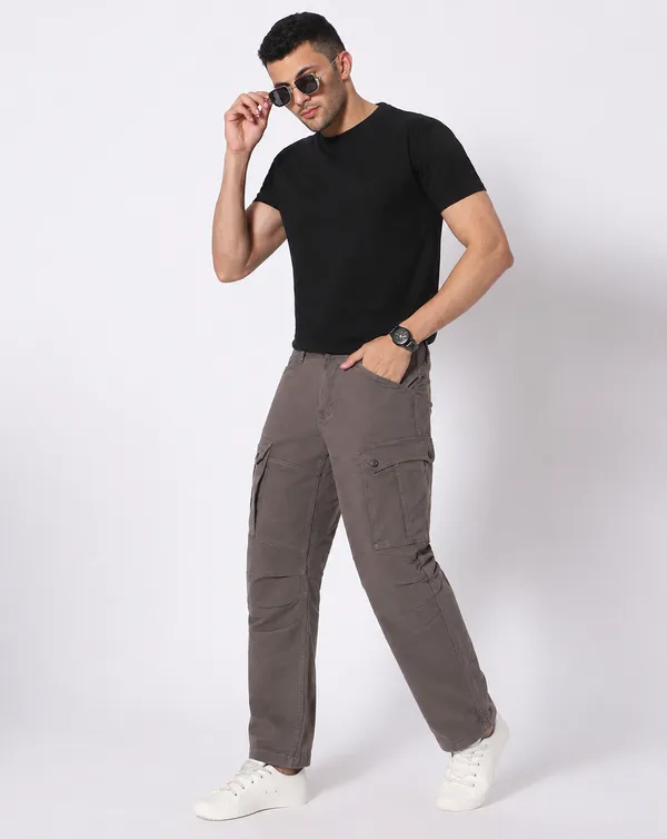 Men_Relaxed_Fit_Cargos_Pants