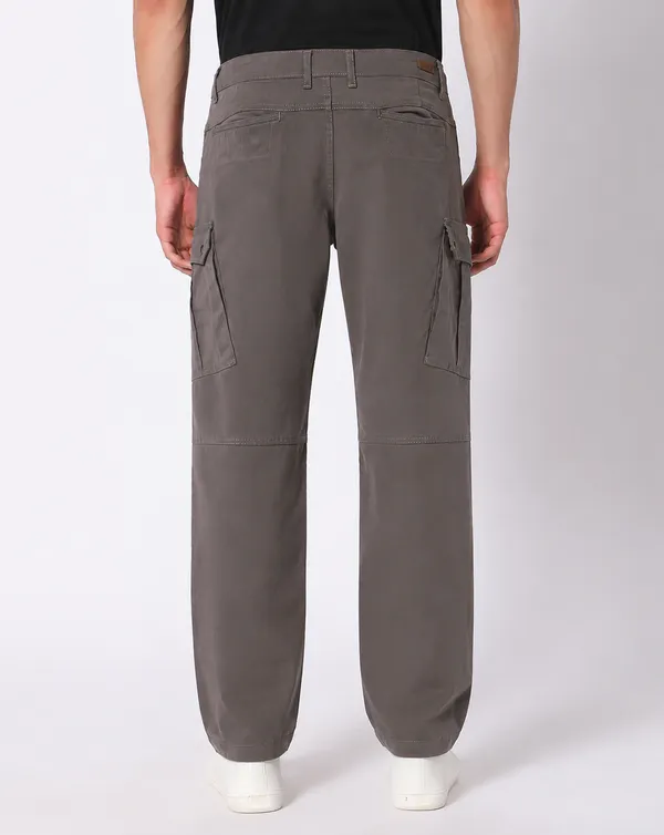 Men_Relaxed_Fit_Cargos_Pants