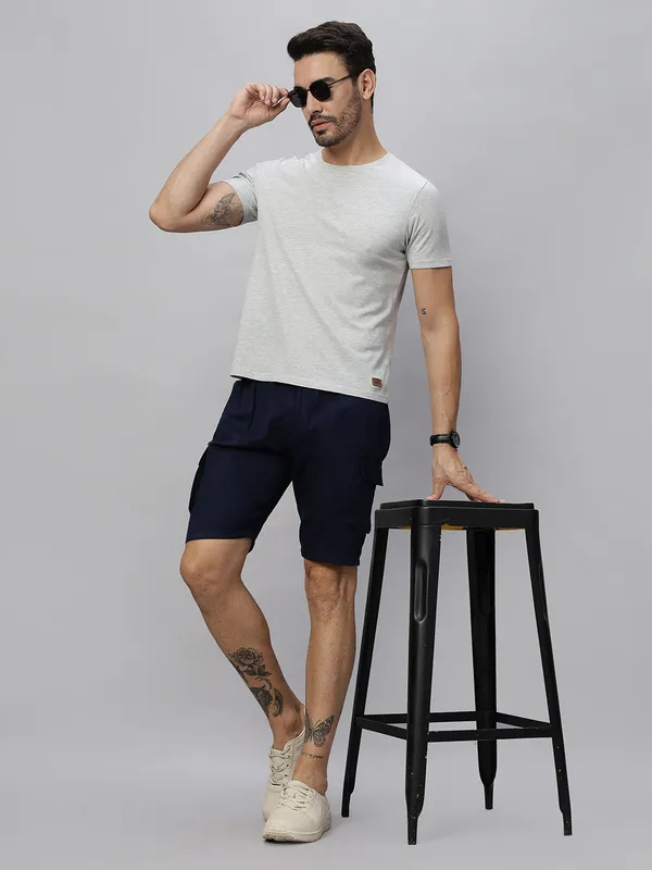 Men_Solid_Regular_Fit_Camo_Cargo_Shorts