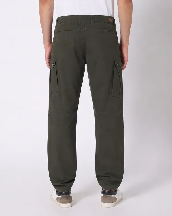 Men_Relaxed_Fit_Cargos_Pants