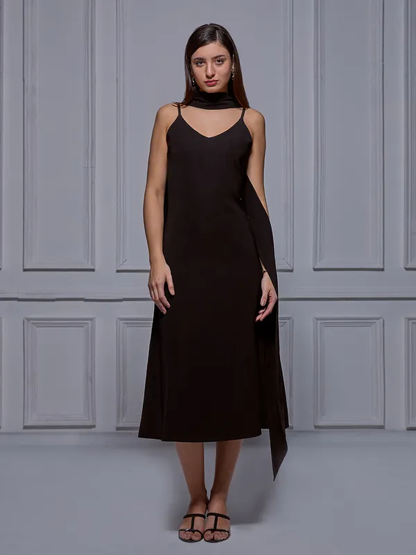 Black_Grace_Midi_Dress_For_Women