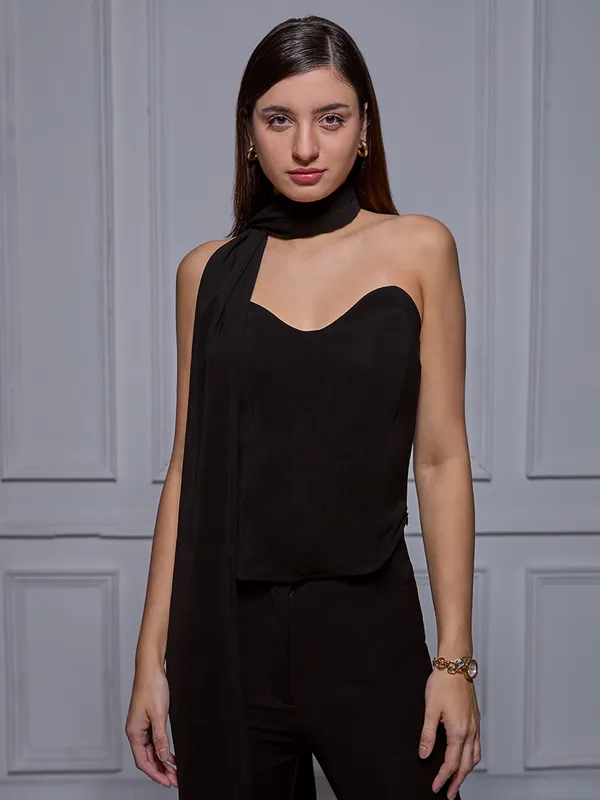 Black_corset_top_with_stole_|_party_wear_chic_corset_top