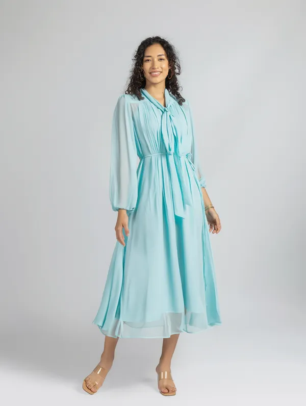 Blue_Georgette_loose_fit_Dress_|_Blue_fit_and_Flare_Dress