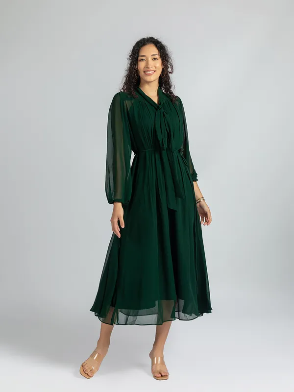 Green_Georgette_loose_fit_Dress_|_Green_fit_and_Flare_Dress