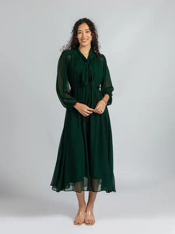 Green_Georgette_loose_fit_Dress_|_Green_fit_and_Flare_Dress