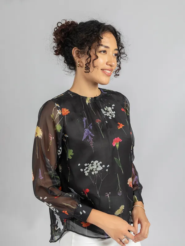 Chic_Shadow_Classic_top