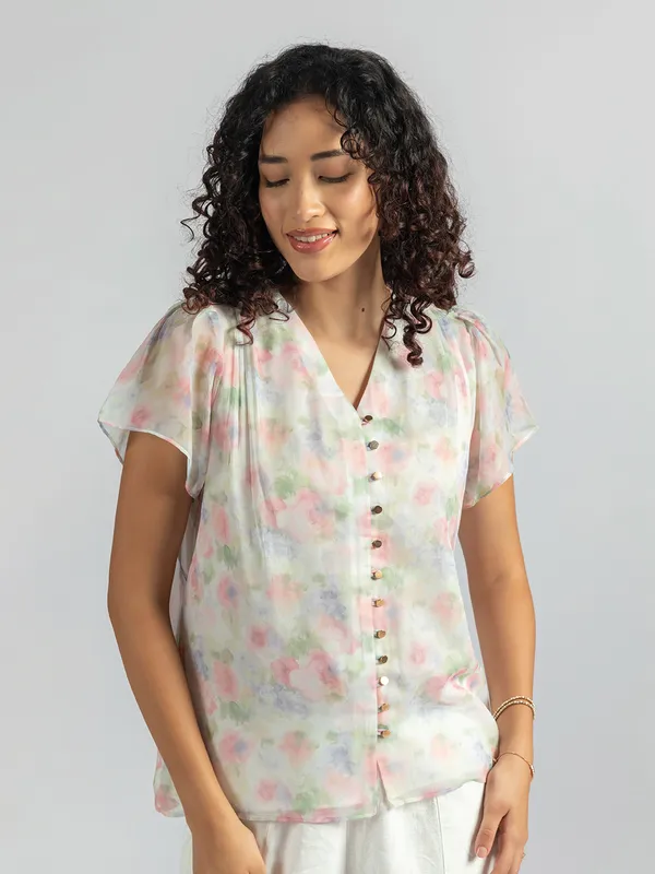 Floral_Top_–__ladies_casual_tops_|_Trendy_casual_Top_for_Women