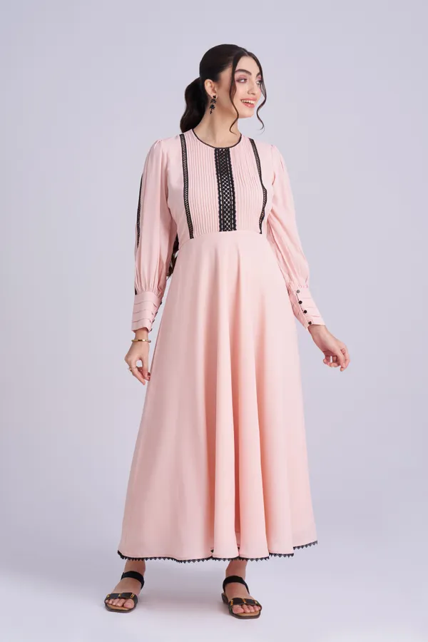 Peach_lace_gown_|_Umbrella_smart_casual_dress