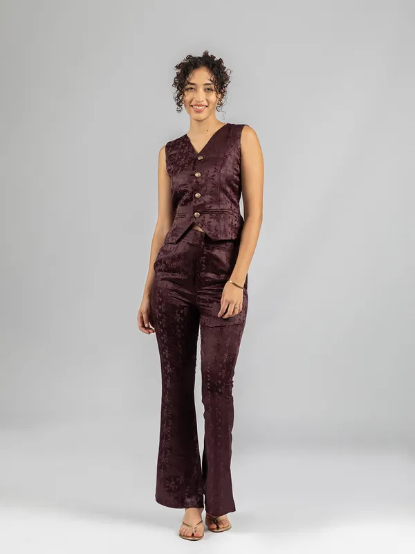 Maroon_brocade_flared_pants_for_women_|_Stylish_flared_bottom_formal_pants
