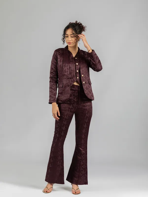 Crimson_Majesty_Blazer
