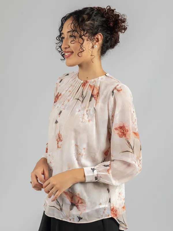 Beige_Desert_Glow_Top_For_Women