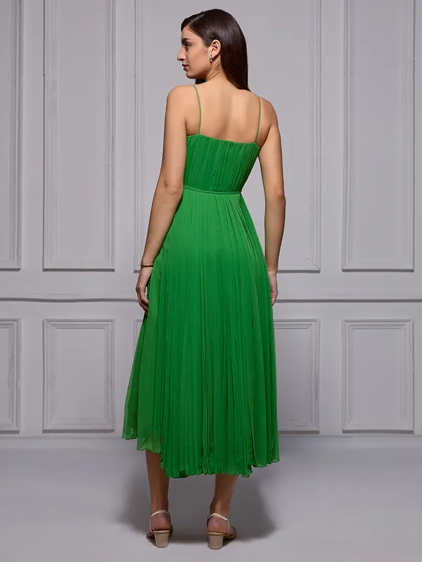 Green_Georgette_Sleeveless_Dress