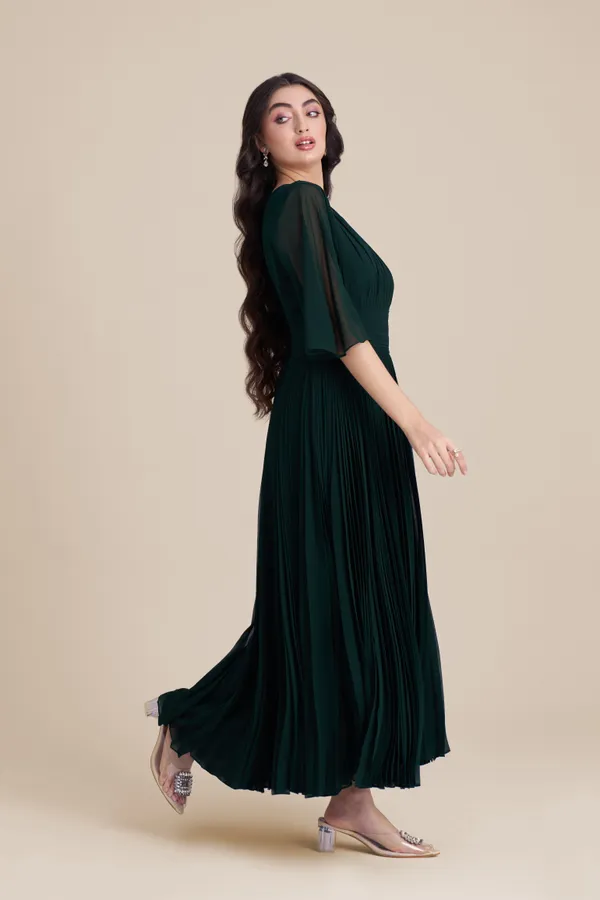 Green_V-Neck_Pleated_Waist_Dress