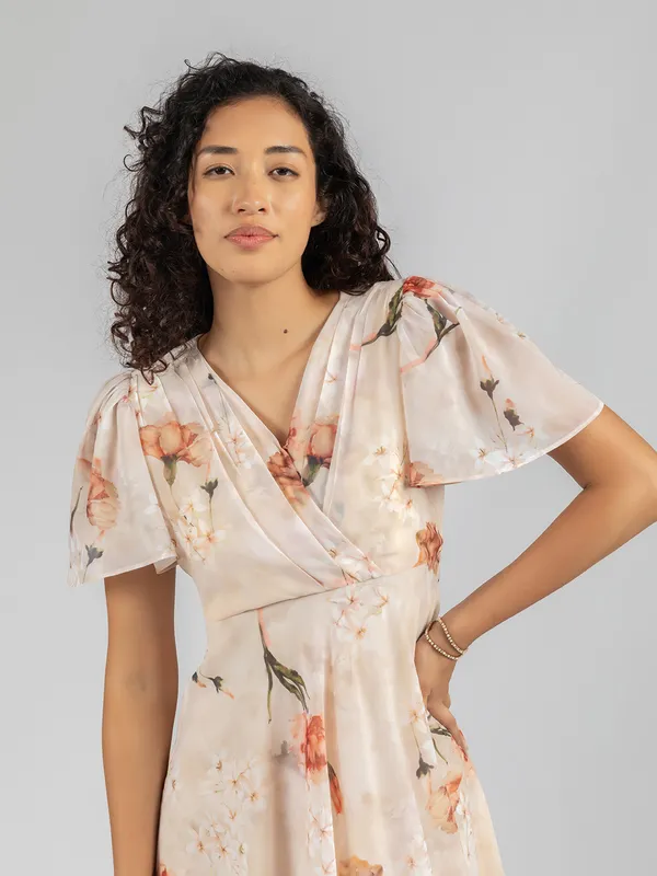 BEIGE_FLORAL_PRINTED_V-NECK_DRESS