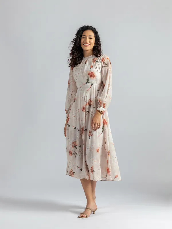 BEIGE_FLORAL_PRINTED_V-KEYHOLE_DRESS