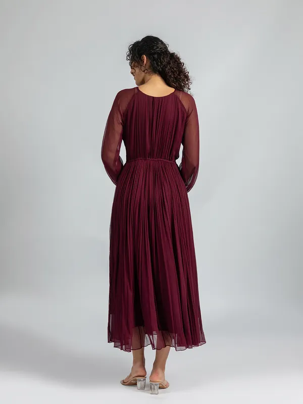 MAROON_CHIFFON_DRESS