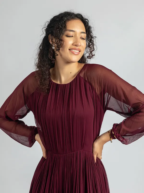 MAROON_CHIFFON_DRESS