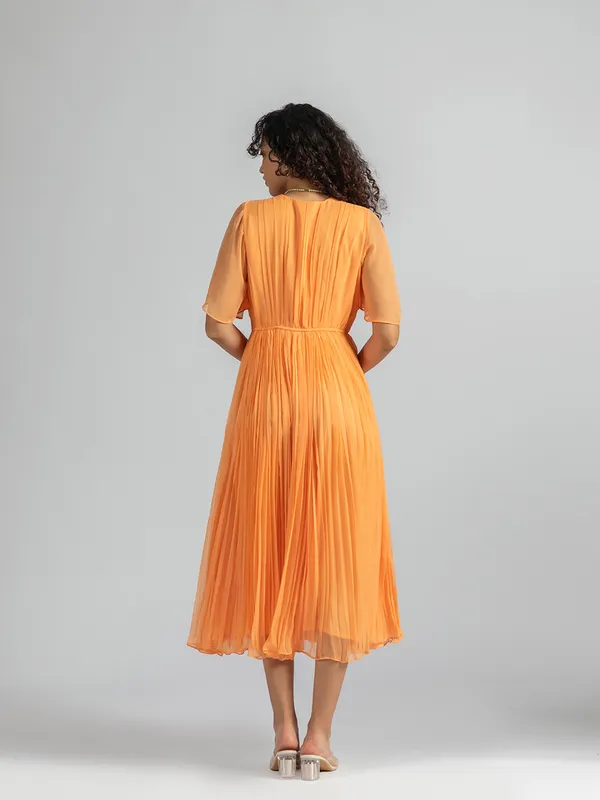 PEACH_V-NECK_GOLDEN_BUTTON_DRESS