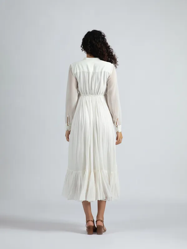 Elegant_white_Pleated_Maxi_Dress_|_Bishop_Sleeve_White_Dress