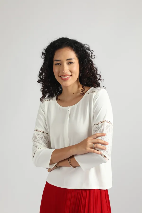 Women's_white_Lace_Sleeve_Top_|_Round_Neck_casual_White_Top
