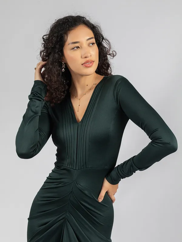Green_bodycon_dress_|_Women's_Party_Gown