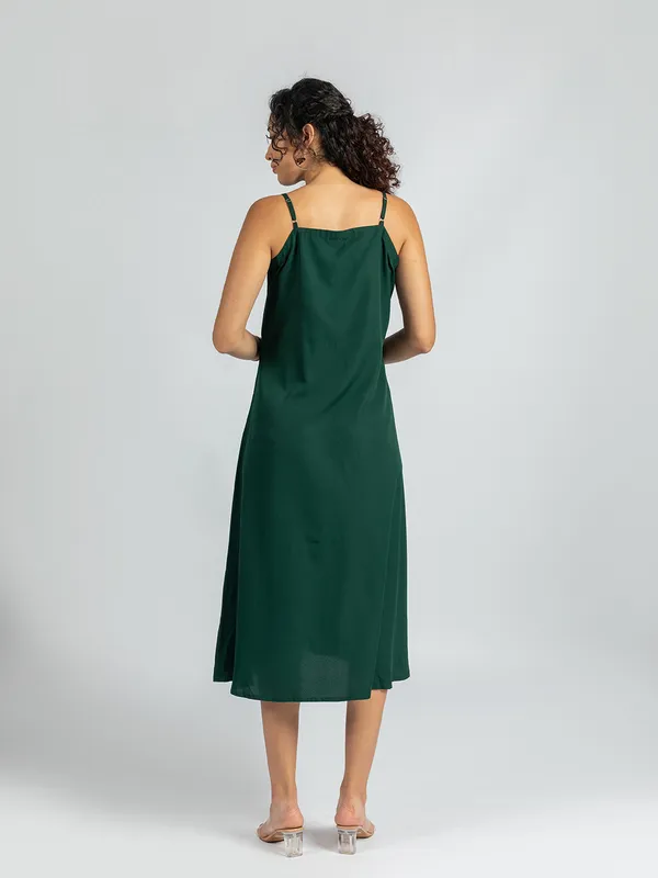 Green_Georgette_loose_fit_Dress_|_Green_fit_and_Flare_Dress