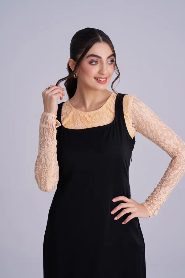 Lace_&_Dungaree_Duo