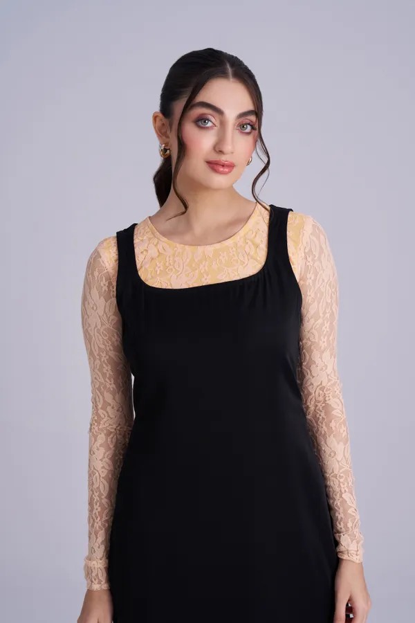 Lace_&_Dungaree_Duo