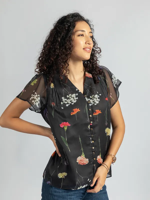Black_Floral_printed_Top_|_Casual_half_sleeve_Blouse