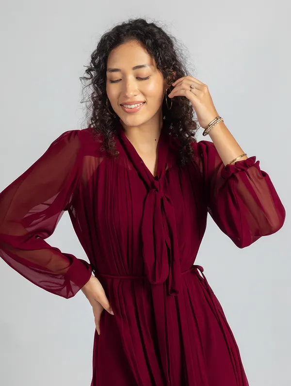 Maroon_Georgette_loose_fit_Dress_|_Maroon_fit_and_Flare_Dress