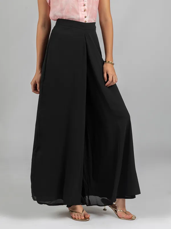 Black_Wide-Leg_Georgette_palazzo_Pants_|_Loose_Fit__flared_Black_Palazzo_pants