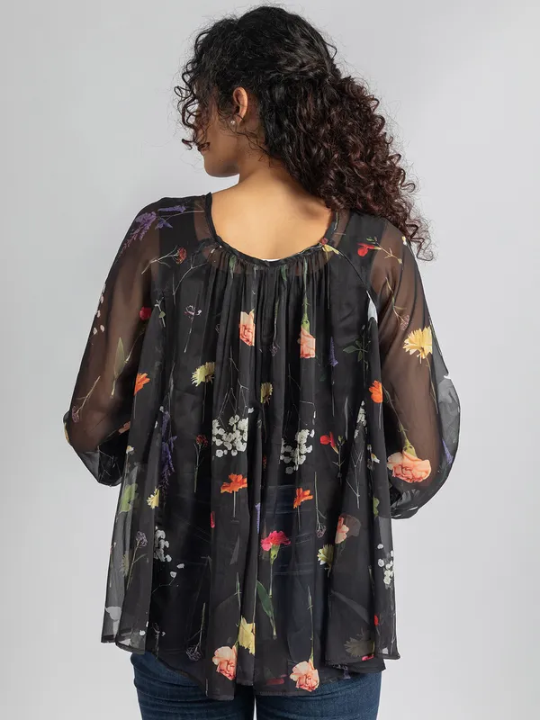 Black_Printed_loose_fit_Top_|_Women's_casual_sheer_top_with_detached_inner