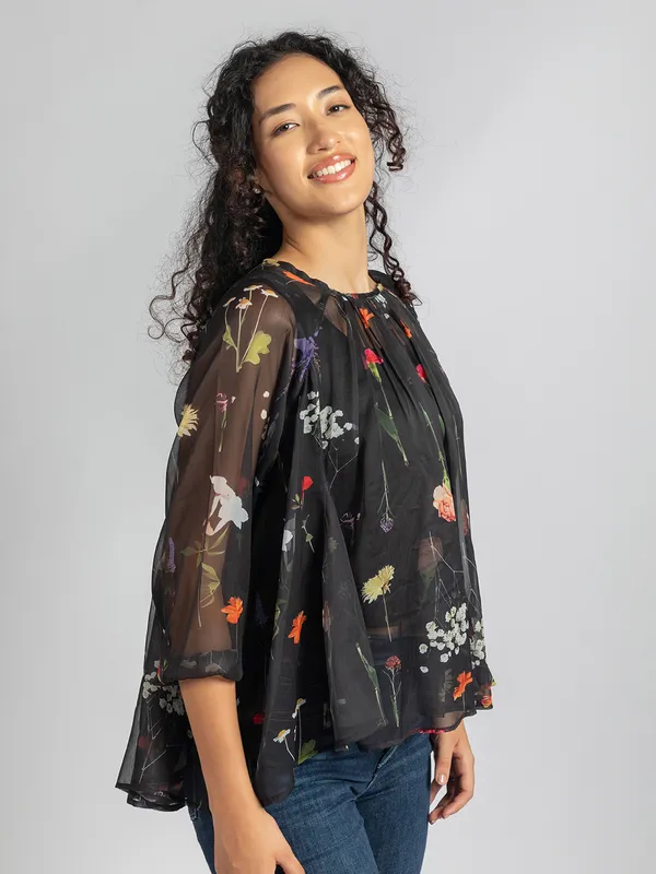Black_Printed_loose_fit_Top_|_Women's_casual_sheer_top_with_detached_inner