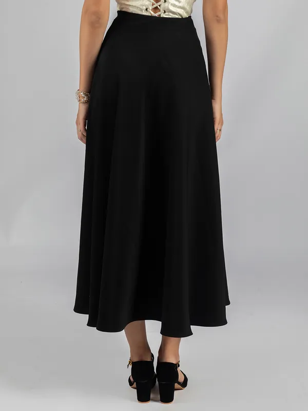 Designer_Black_Umbrella_Midi_Skirt_|__Luxurious_Black_A-Line_Skirt