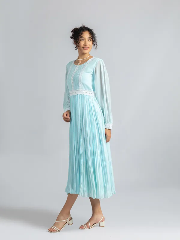 Sky_Blue_bohemian_lace_dress_|_Vacation_beach_dress