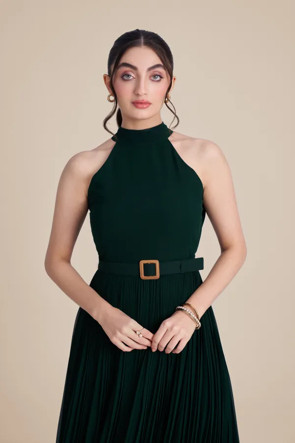 Green_Halter_Neck_Dress_|_Women's_Party_Gown