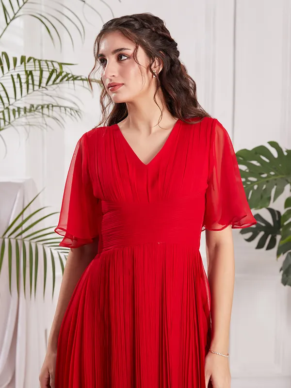 RED_GEORGETTE_BELT_PLEATED_DRESS
