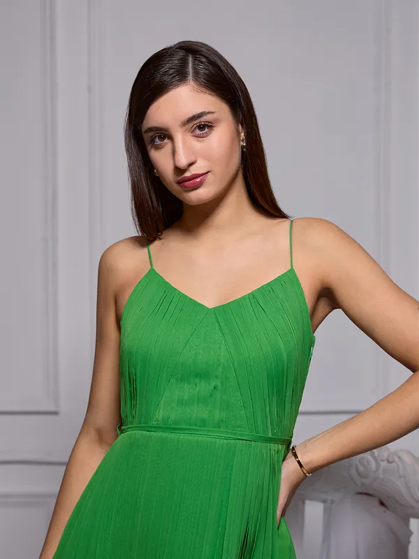 Designer_green_sleeveless_pleated_midi_dress_|_One_piece_dress