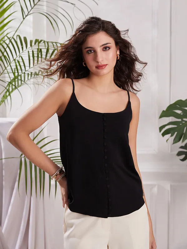 Classic_sleeveless_Black_Tank_|_Everyday_casual_Tank_Top_for_Women
