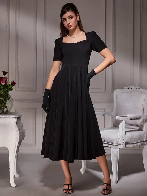 Vintage_Black_Midi_Dress_|_Luxurious_one_piece_dress