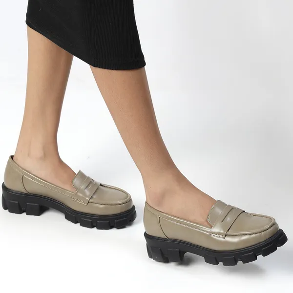 Beige_Solid_Round_Toe_Synthetic_Leather_Casual_Loafers_For_Women