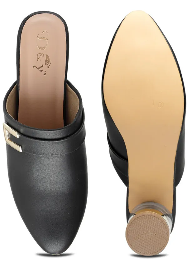 Black_Solid_Resin_Sandal_For_Women
