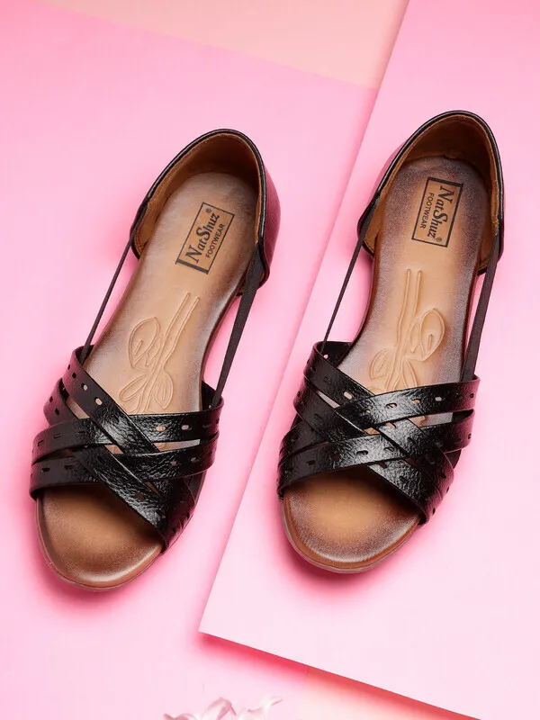 Black_Solid_Round_Toe_Synthetic_Leather_Casual_Bellies_For_Women