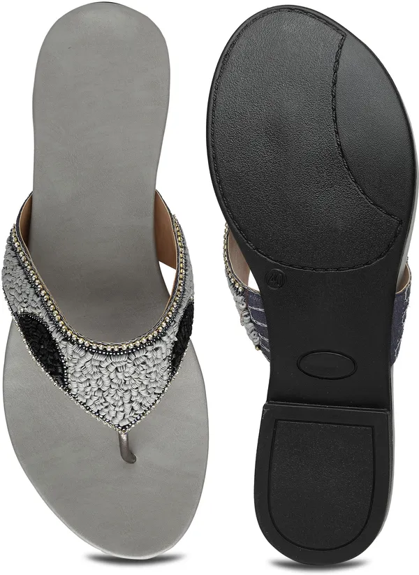 Grey_Solid_Slip-On_Artificial_Leather_Flats_For_Women
