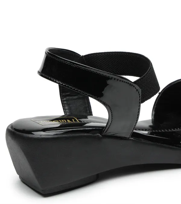 Black_Solid_Slip-On_Synthetic_Casual_Wedges_For_Women